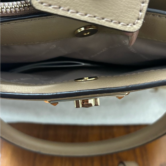 Mk pocket book Kinsley - Picture 5 of 5